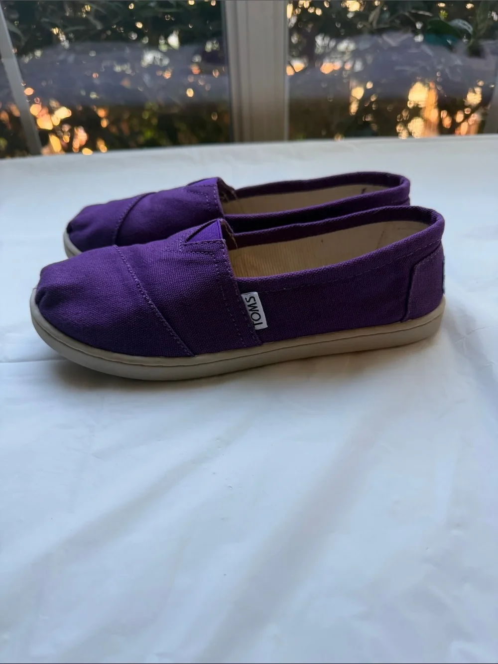 💜 TOMS Youth Classic Alpargata Purple Canvas Slip On Shoes - Kids Size 3
